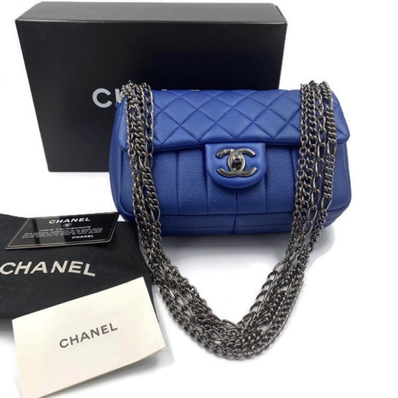 Authentic CHANEL CC Calfskin Blue Mini Flap Shoulder Bag/Ruthenium Hardware - Picture 3 of 11
